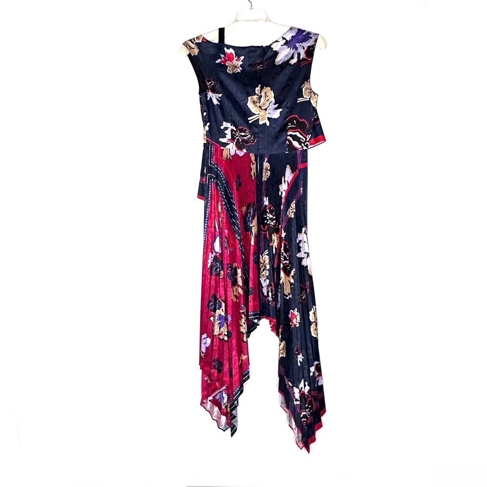 YIGAL AZROUËL Pleated Handkerchief
Dress In Midnight Mixed 6 - Picture 10 of 11